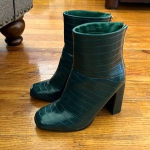 Sold Size 6 emerald green booties